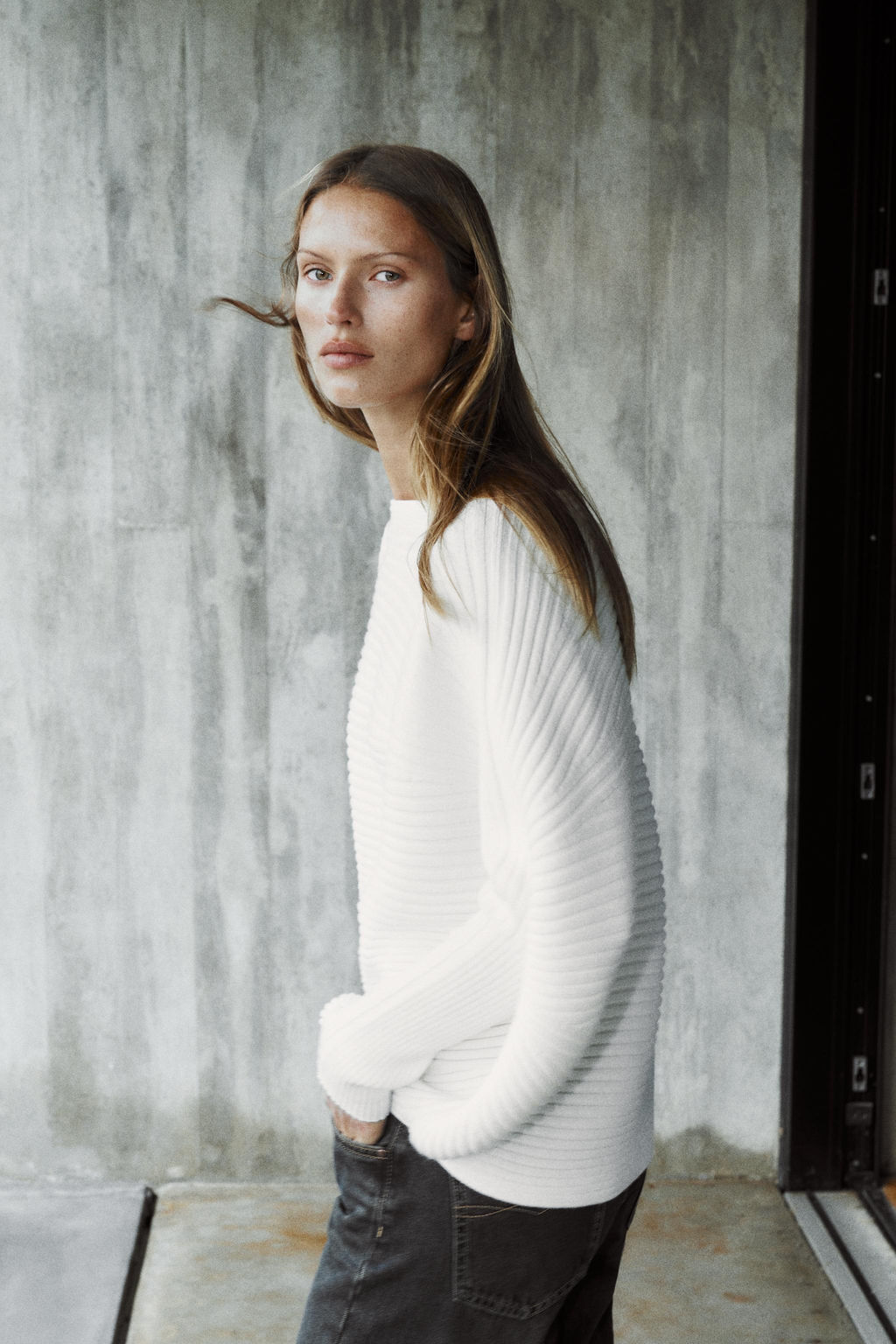 VOLUME TEXTURED KNIT JUMPER - Zara фото 3