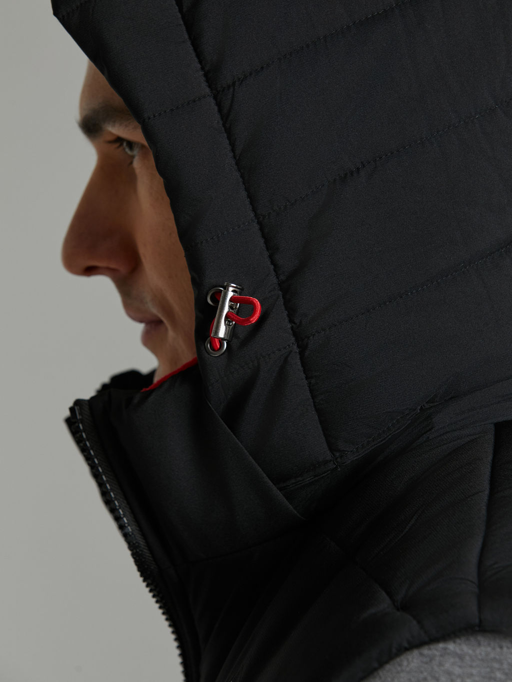 Жилеты утепленные мужские RUSSIA 98M-RT-1778