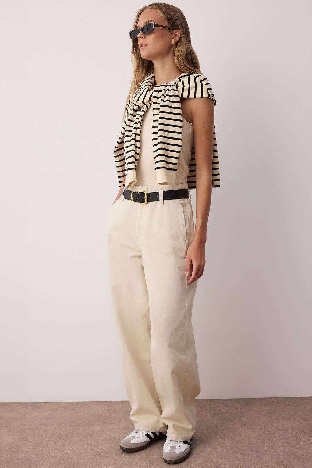 Ekru Cep Detayl? Yuksek Bel Baggy Jeans TWOAW26JE00015 - Trendyolmilla фото 2