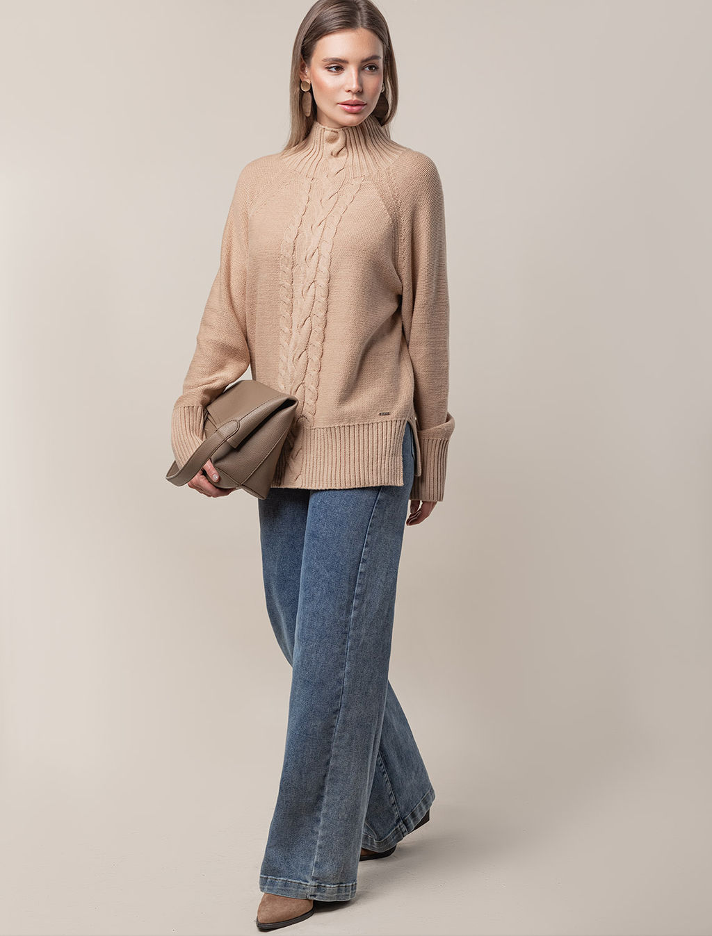 Свитер фактурной вязки с узором косы - Vilatte фото 5