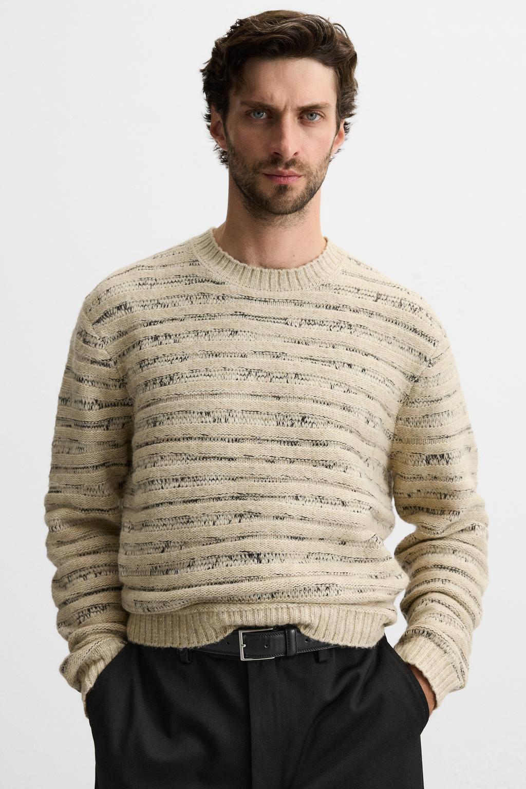 SWEATER WITH IRREGULAR STRIPES - Zara фото 5