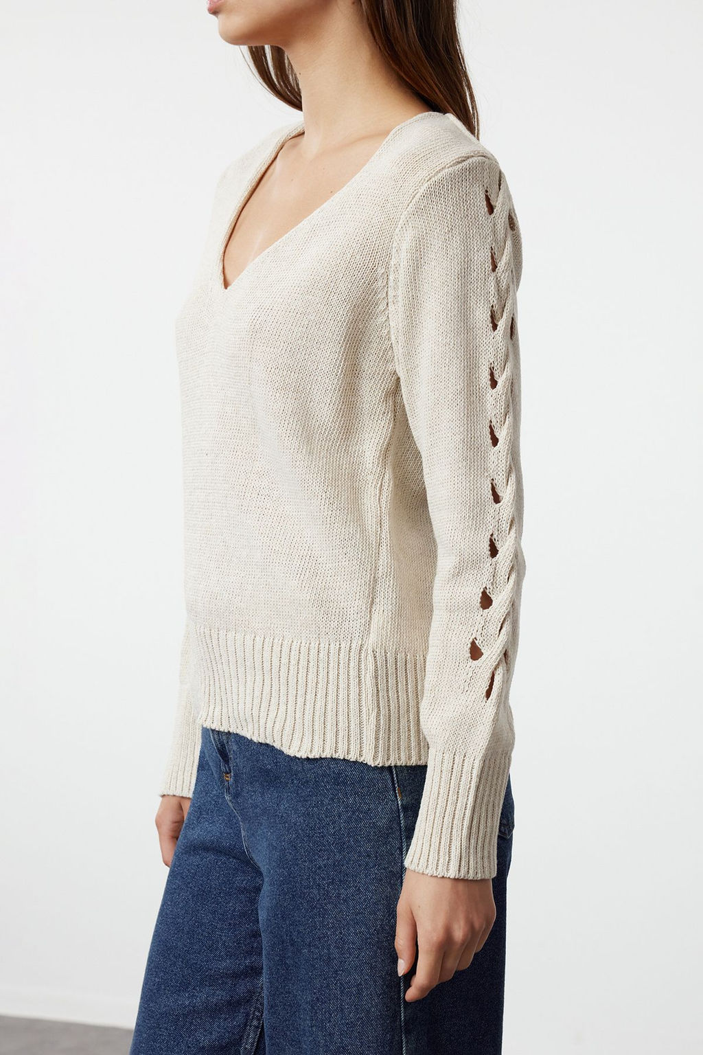 Vizon Merserize Gorunumlu Ajurlu/Delikli Pamuklu V Yaka Triko Kazak TWOAW24KZ01217 - Trendyolmilla фото 12