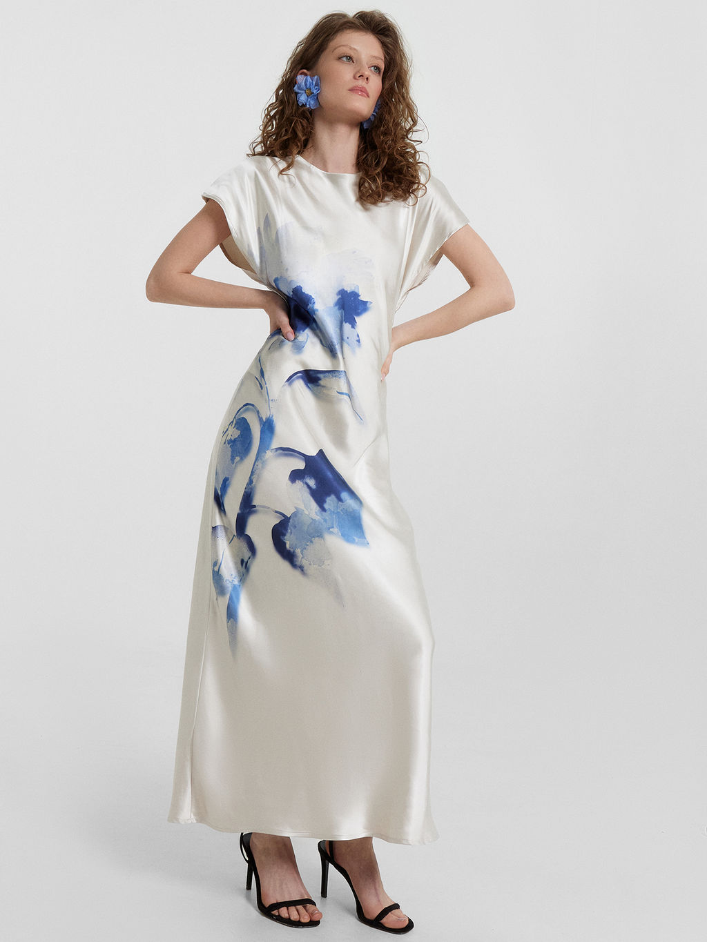 ПЛАТЬЕ ЖЕНСКОЕ