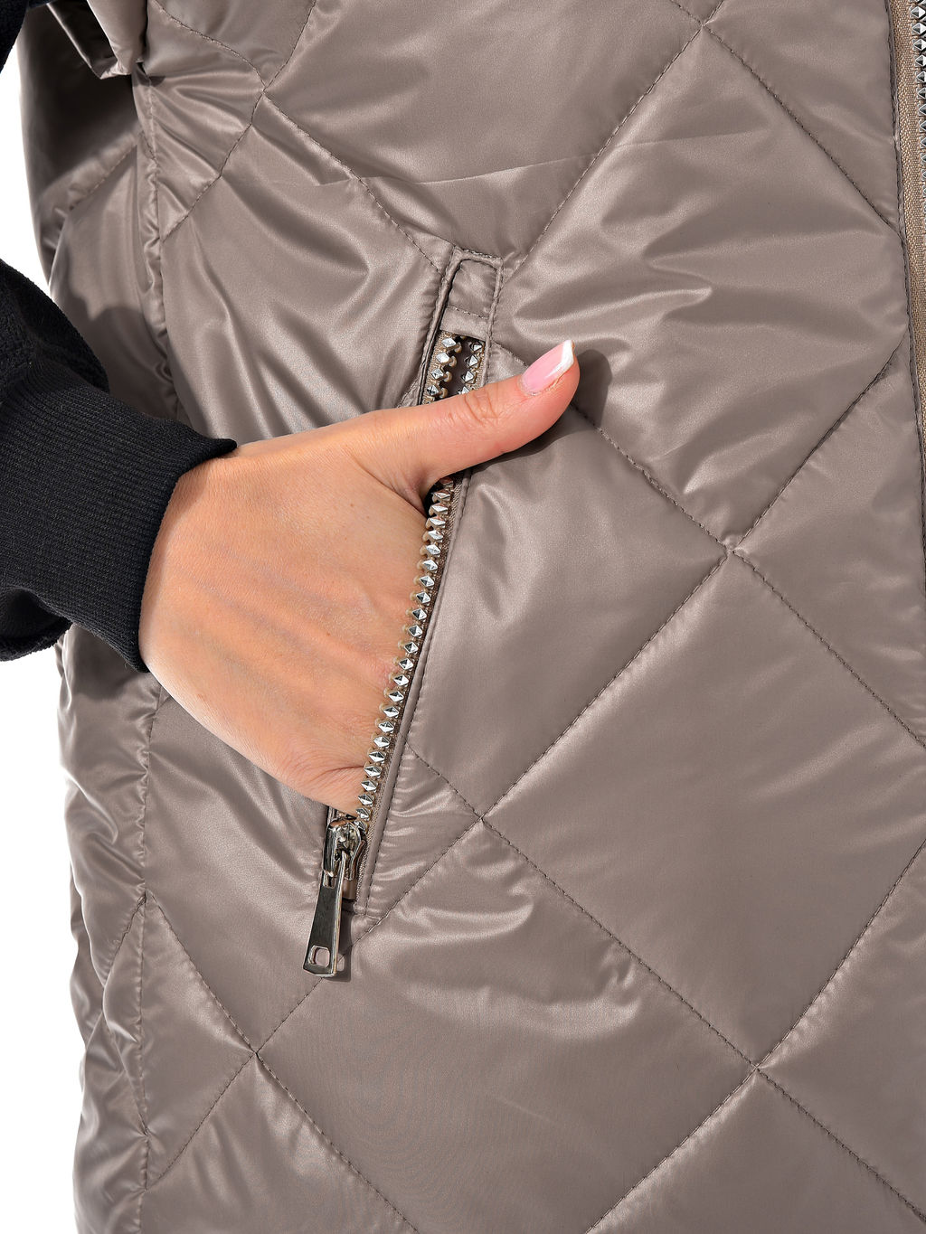 Жилет утепленный стеганый без капюшона