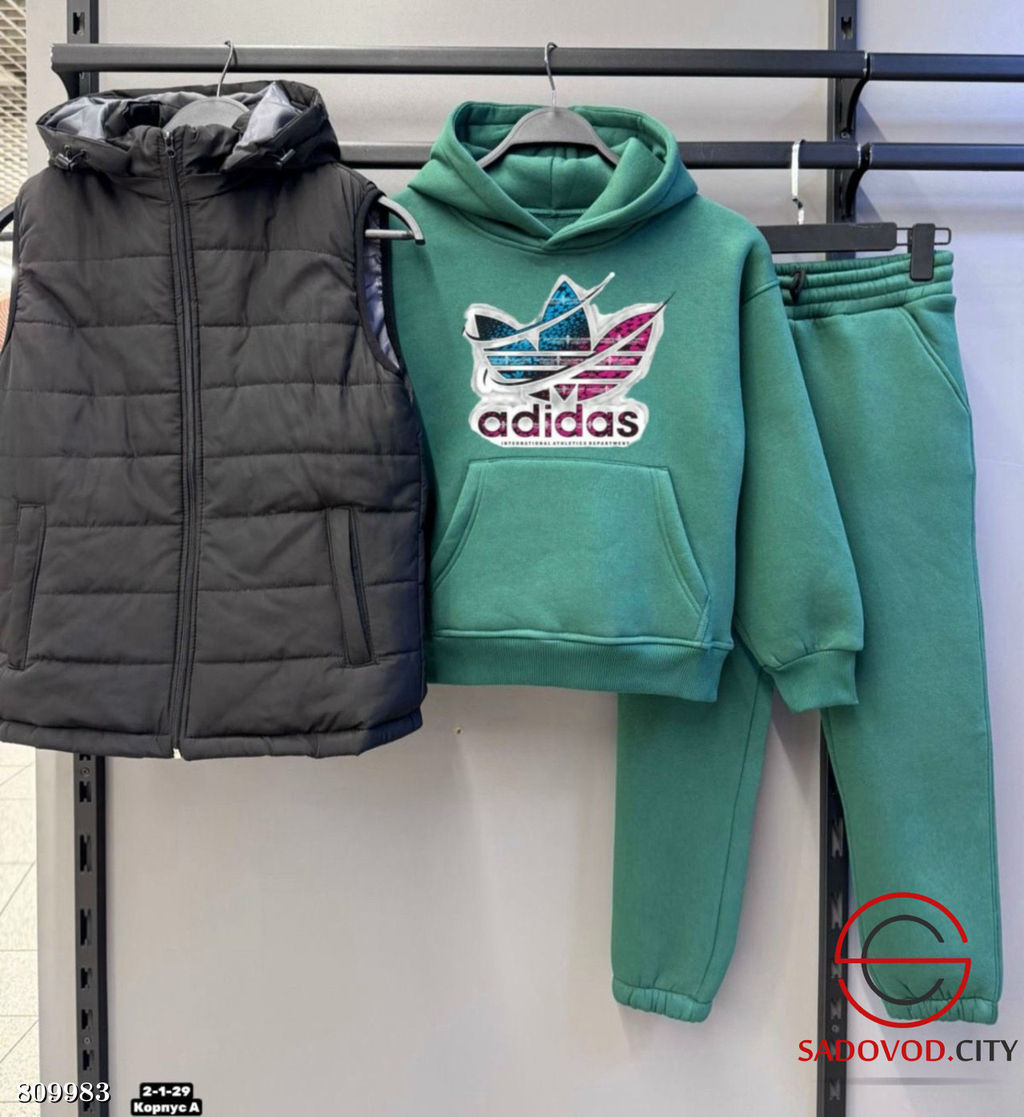 Костюм тройка, трехнитка