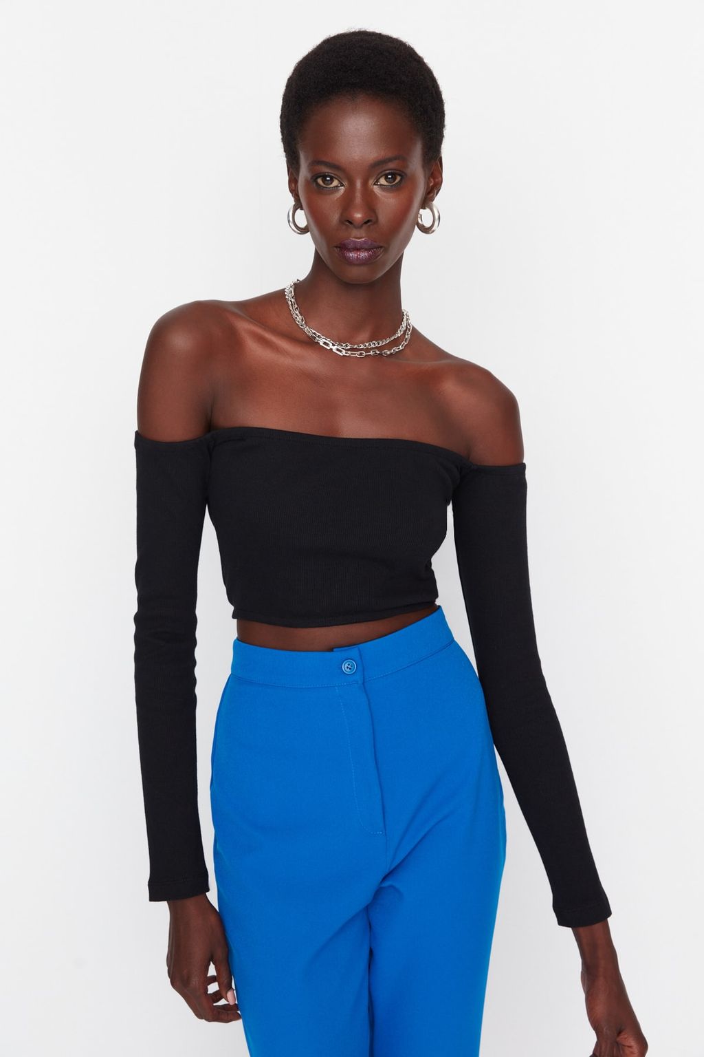 Siyah Fitted/Vucuda Oturan Super Crop Carmen Yaka Fitilli Esnek Orme Bluz TWOAW23BZ00482