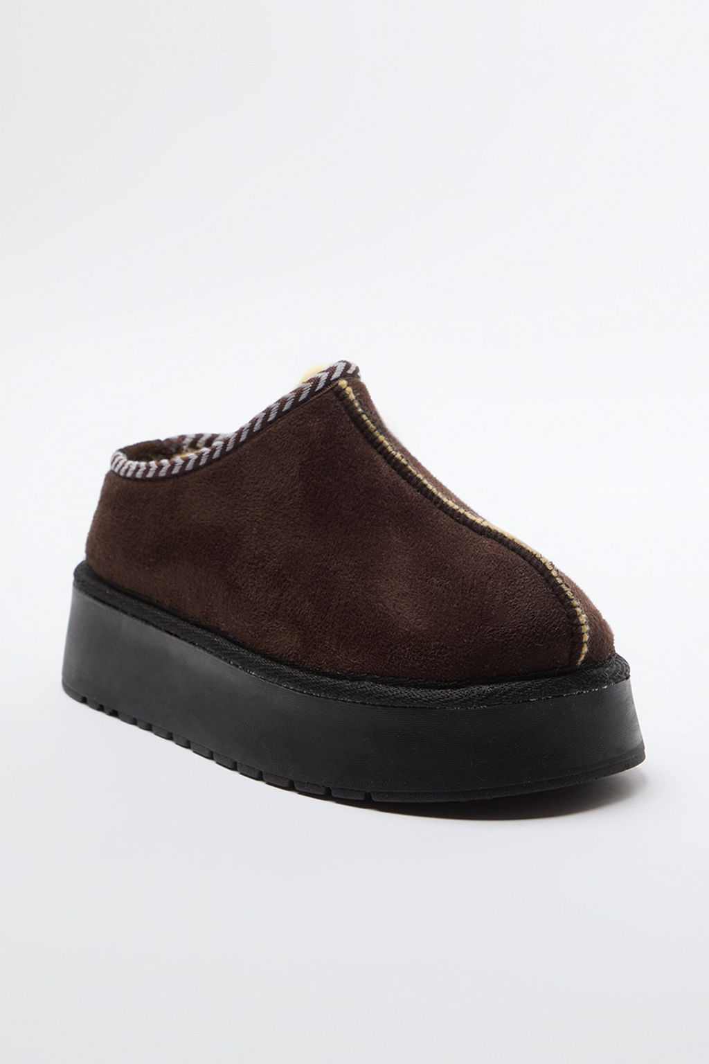 Trendyol Shoes Taba Nak?s Detayl? Ici Kurklu Kal?n Taban Kad?n Bilekte Bot TAKAW25BO00028 - Trendyolmilla фото 9