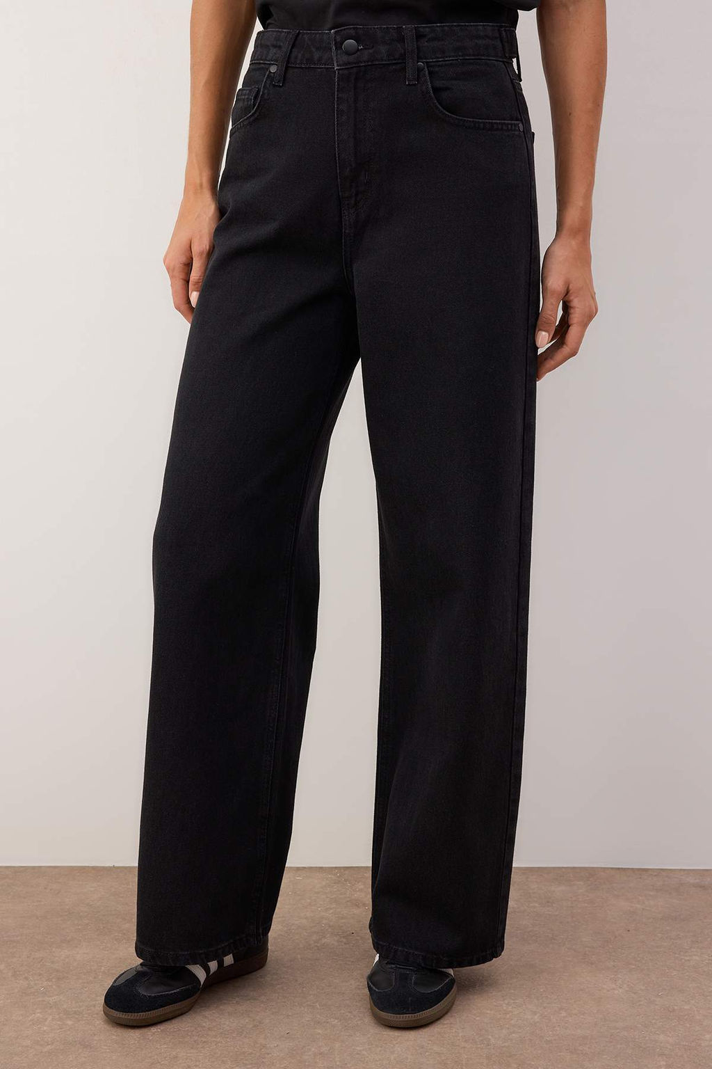 Siyah Beli Ayarl? Yuksek Bel Wide Leg/Genis Paca Jeans TWOAW26JE00265