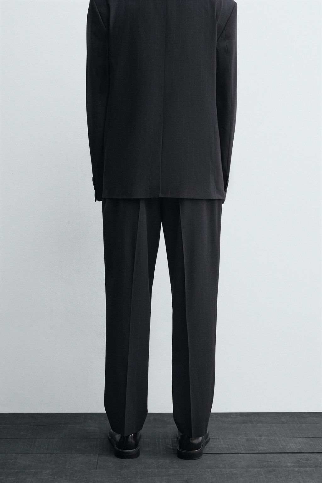 PINSTRIPED SUIT TROUSERS - Zara фото 3