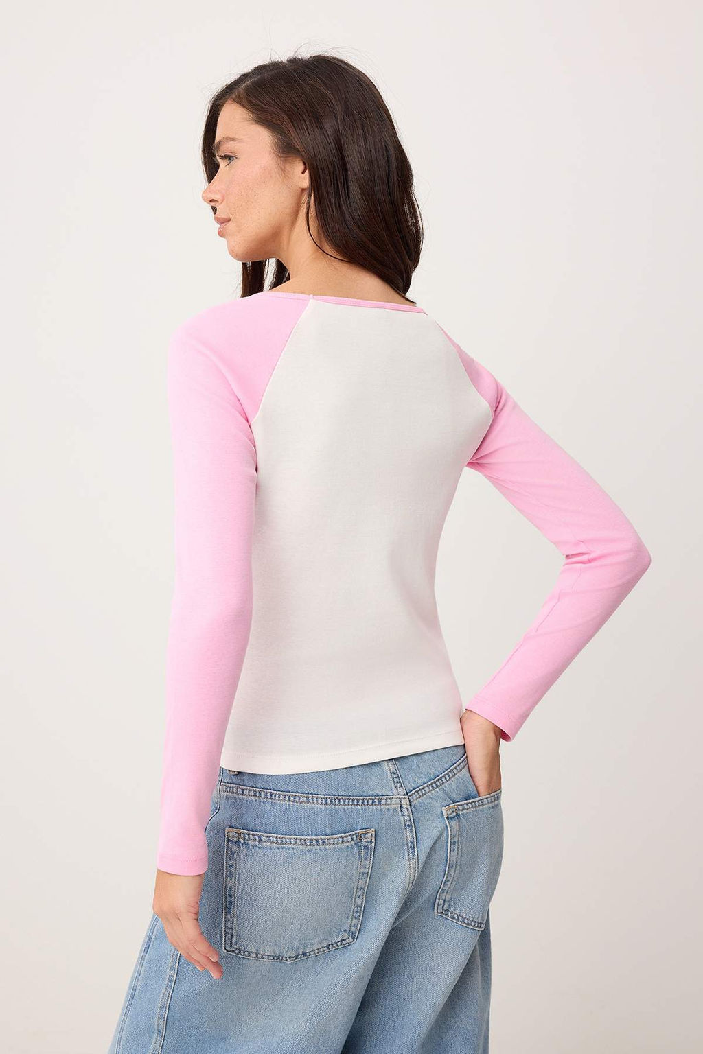 Ekru Duz Fitted Bisiklet Yaka Reglan Kol Uzun Pamuk Ribana Orme T-Shirt TWOSS26TS00237 - Trendyolmilla фото 4