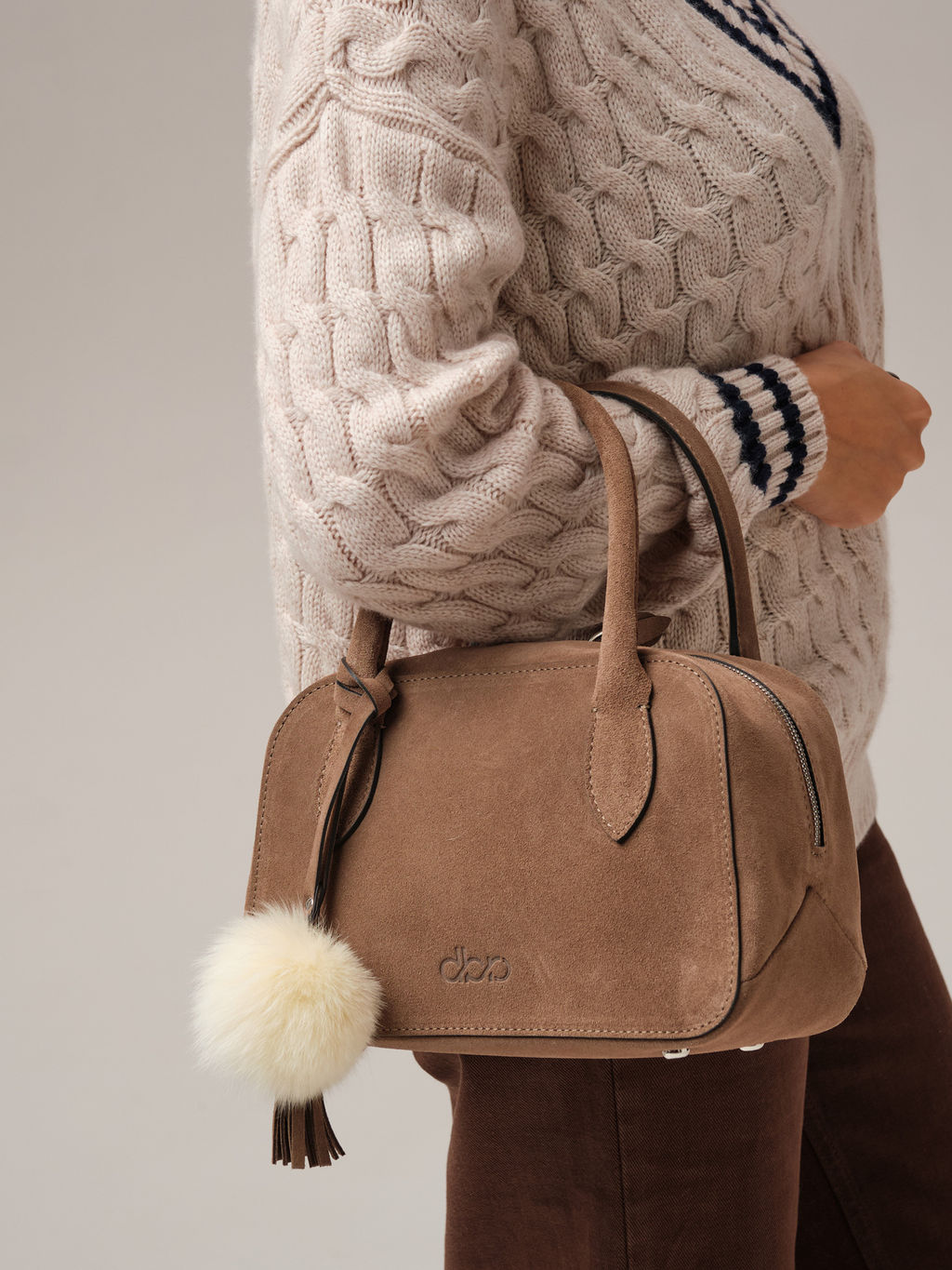 Замшевая сумка Polly DBR 31348 серо-коричневый  фото 4