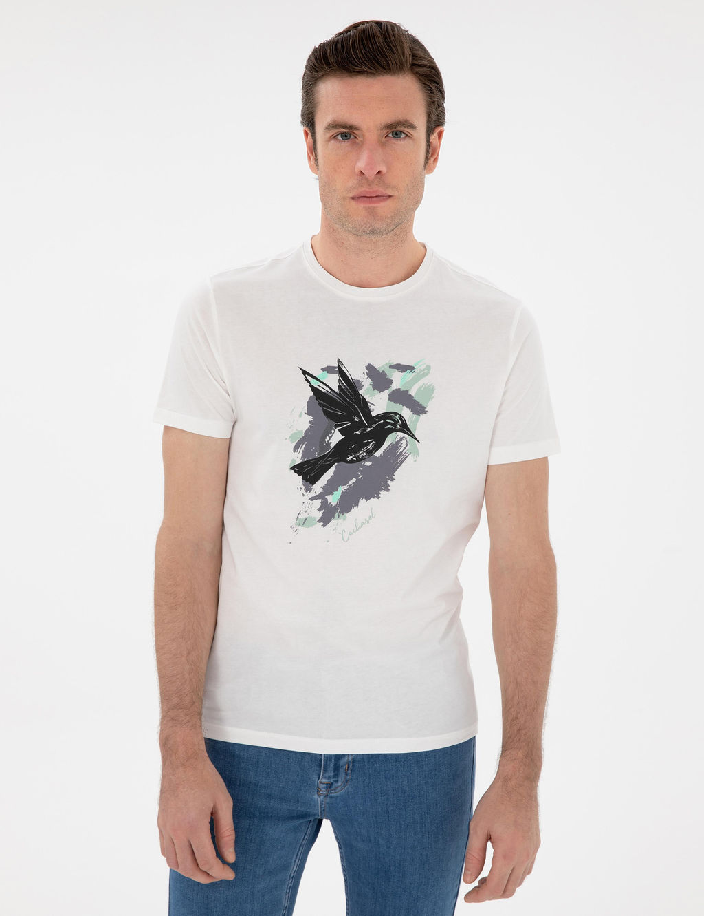 Белая стройная мата