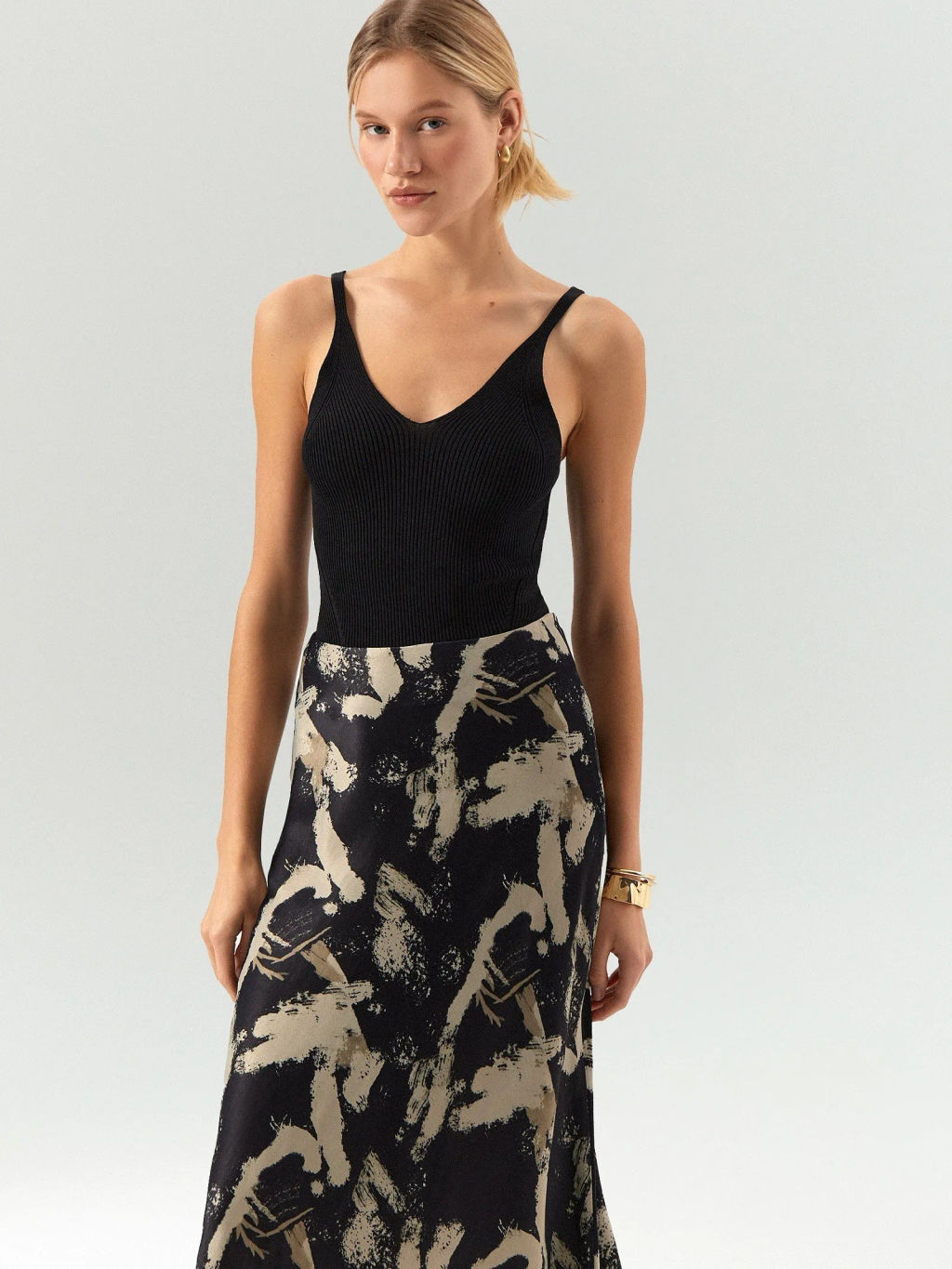 Юбка Emka миди из вискозы с принтом мультиколор  фото 3