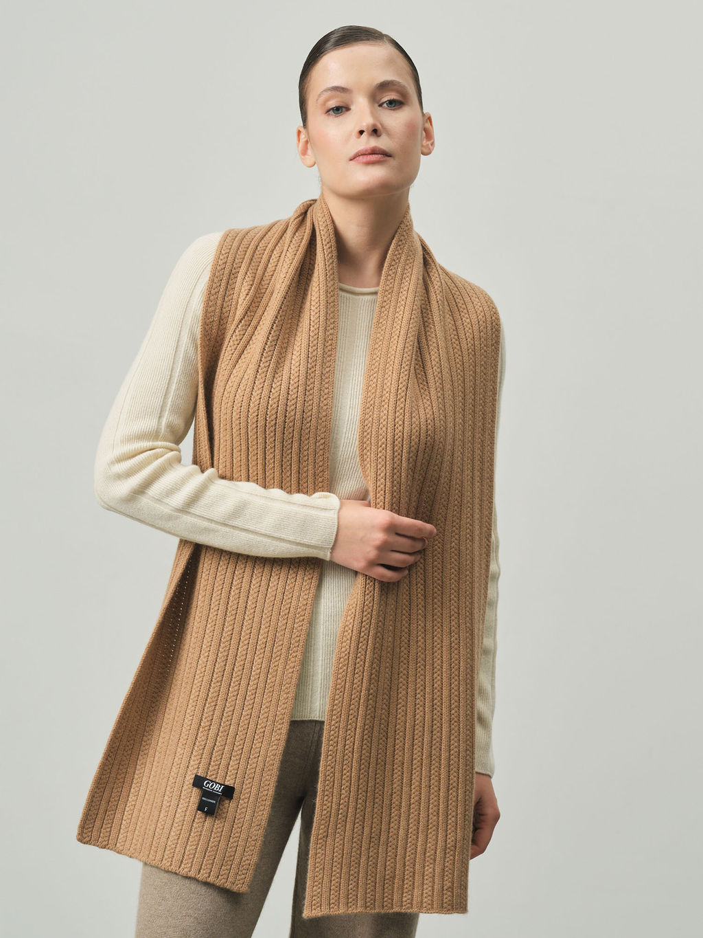 Шарф из кашемира KA211297-F кэмел