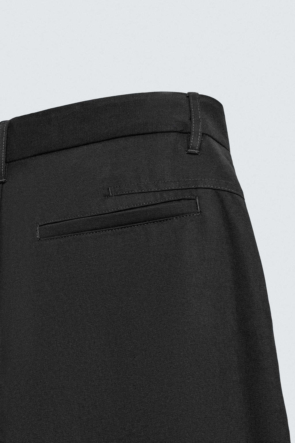 COTTON-LYOCELL PLEATED TROUSERS