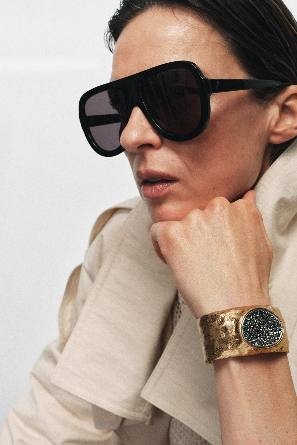 PULSERA MET?LICA LABRADA BRILLOS / Dorado - Zara фото 2