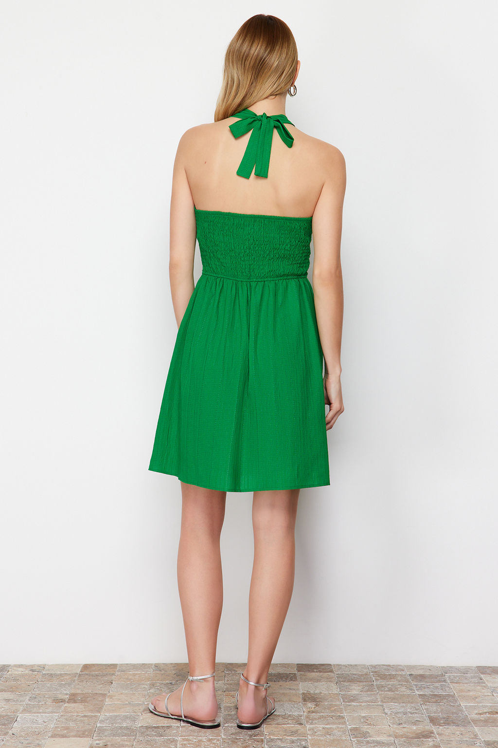 Yesil A Kesim Boyundan Baglamal? S?rt? Gipe Detayl? Midi Dokuma Elbise TWOSS24EL00629 - Trendyolmilla фото 6