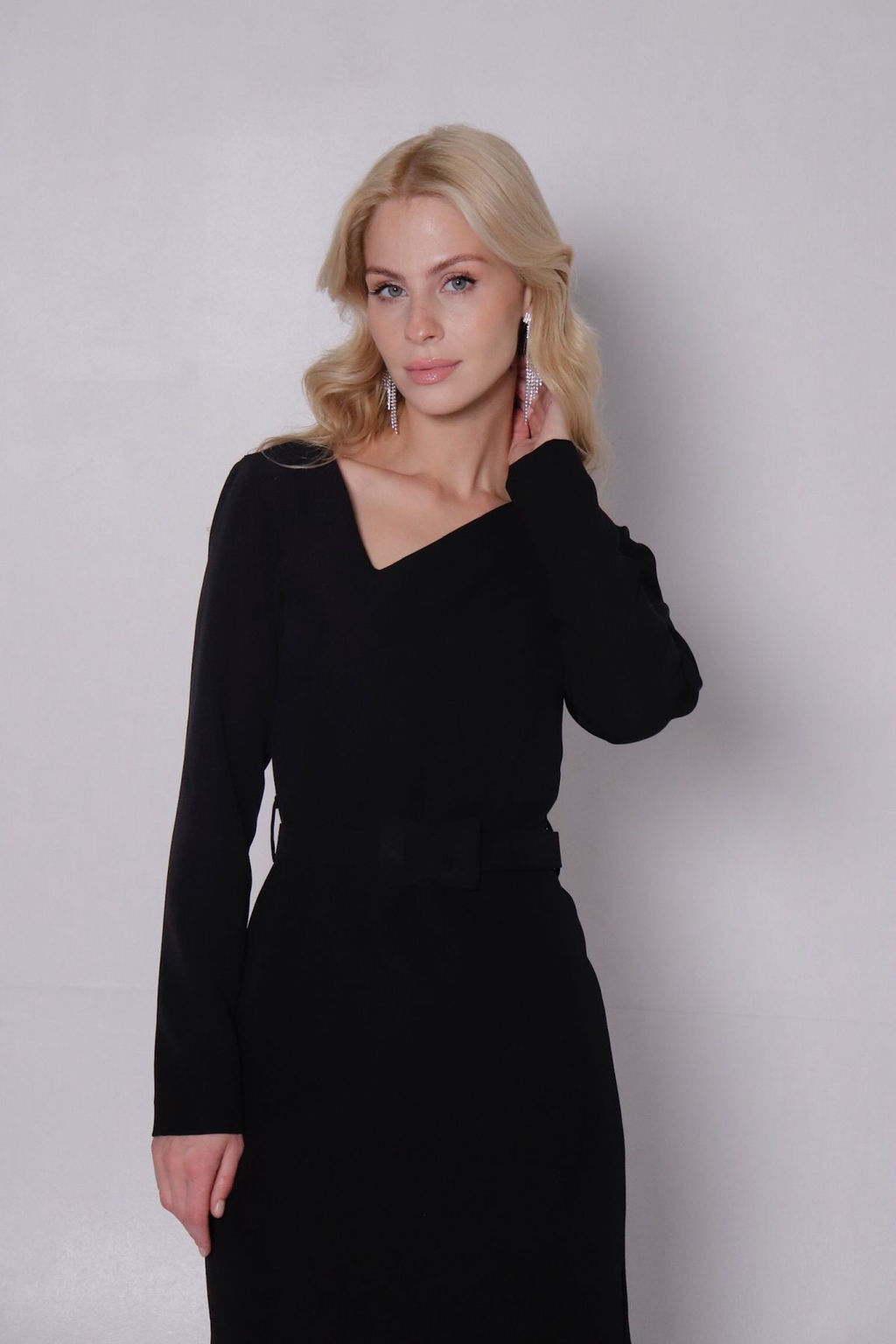 Платье чёрное с асимметричным вырезом - Martichelli фото 6