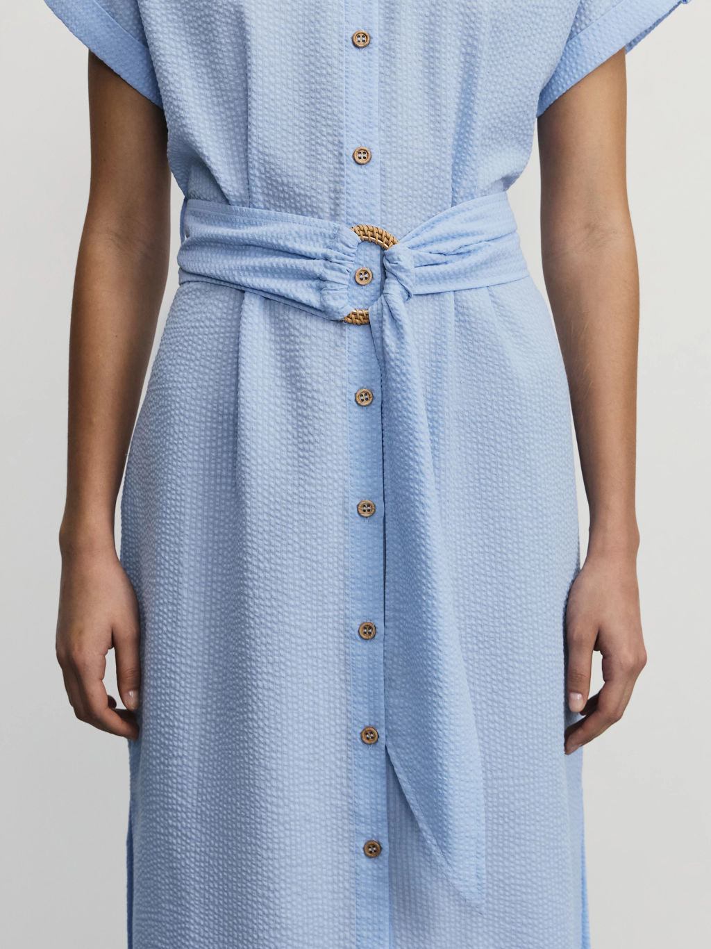 Платье миди из фактурной ткани на поясе / Zarina  фото 8