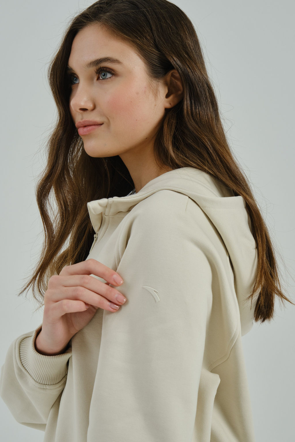 Худи Серый COMMUTE Sweat Hoodie