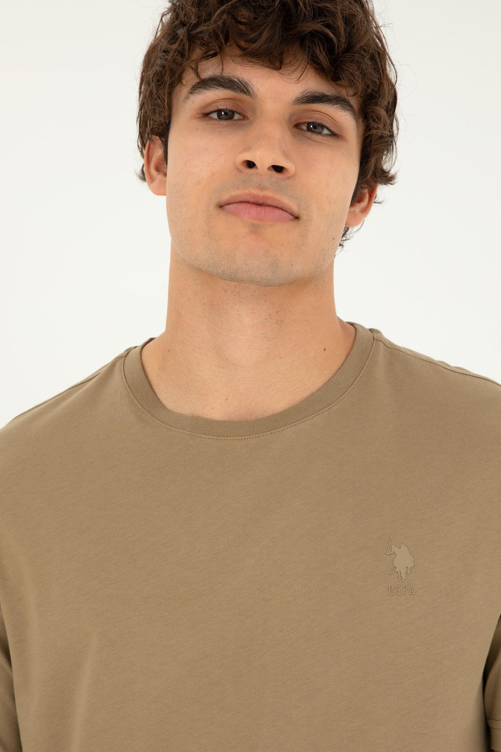 Мужская базовая футболка цвета хаки Неожиданная скидка в корзине - U.s. polo assn фото 2