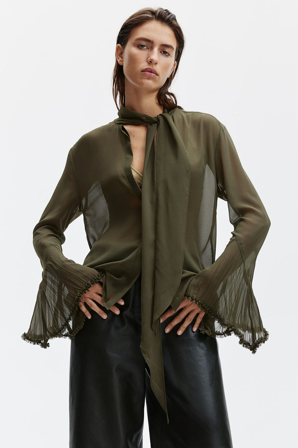 Blusa de gasa con lazada - H&m фото 2