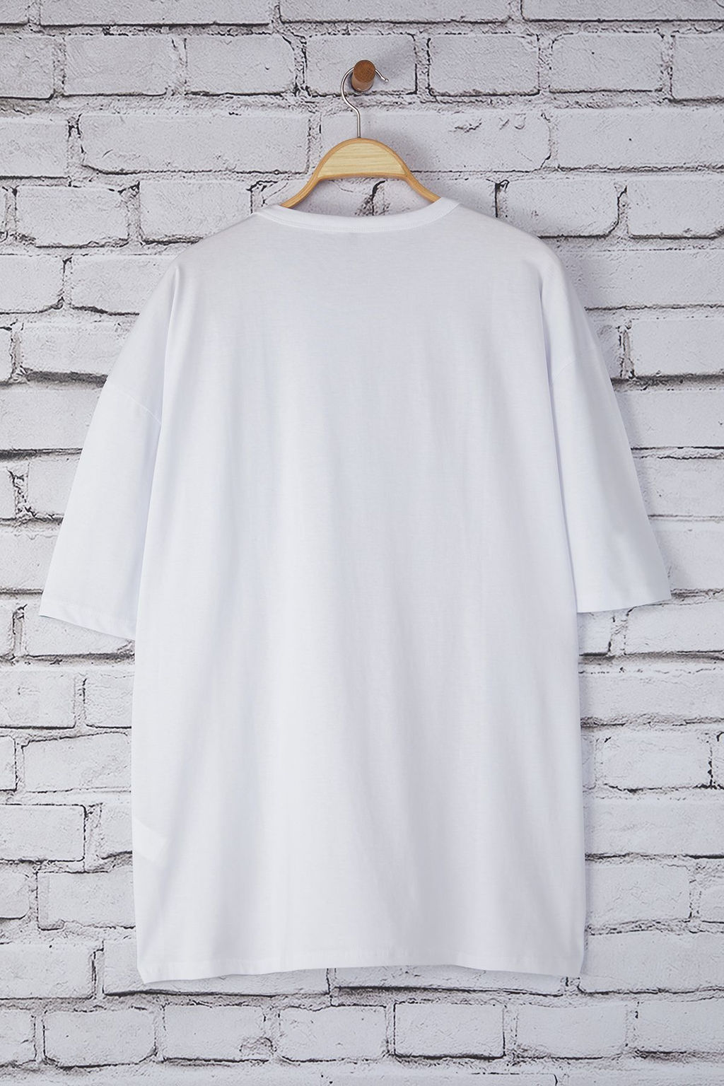 TRENDYOL MAN Beyaz Buyuk Beden Oversize/Genis Kesim %100 Pamuklu Etiketli T-Shirt TMNSS25BF00036 - Trendyolmilla фото 4