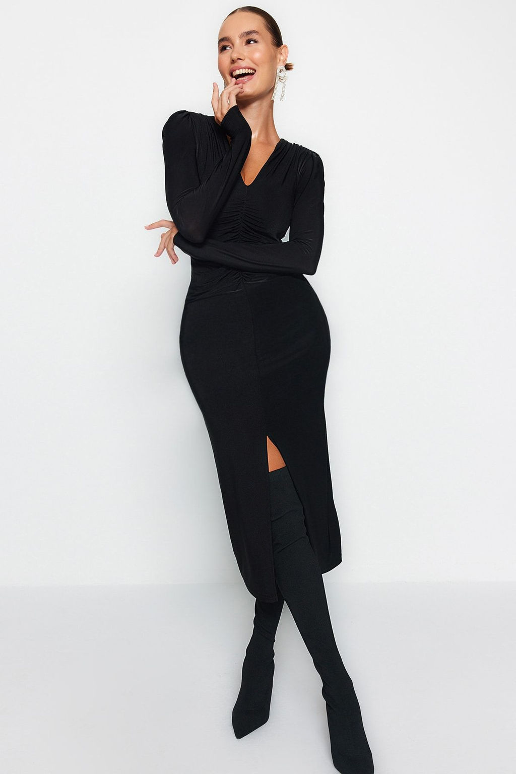 Siyah Vucuda Oturan Orme S?k Midi Abiye Gece Mezuniyet Elbisesi TPRAW24EL00079 - Trendyolmilla фото 2