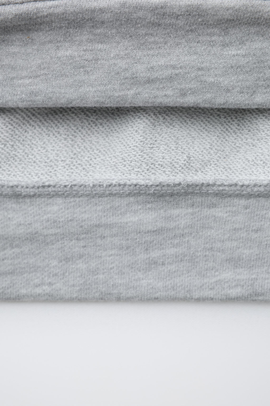 SUDADERA APLIQUE ETIQUETA / Gris vigor? - Zara фото 4