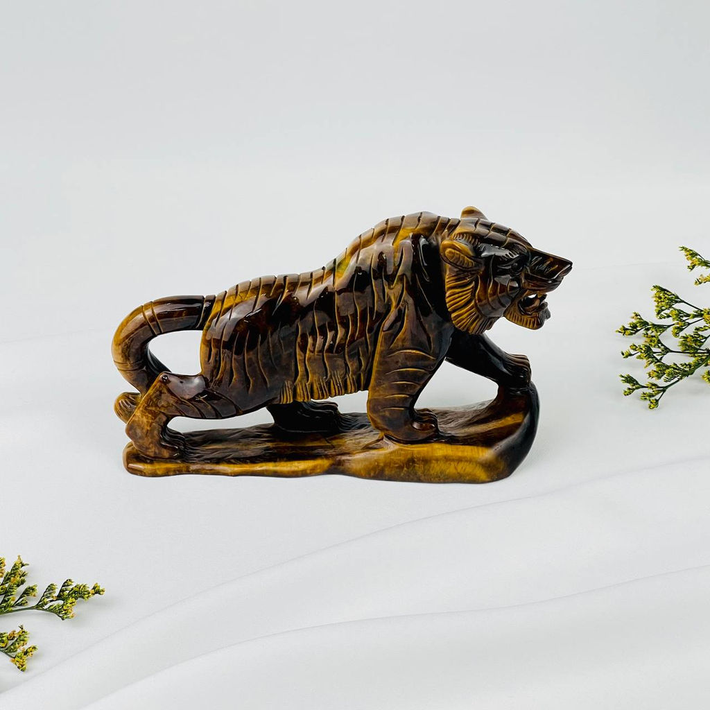 Тигр из камня Тигровый глаз