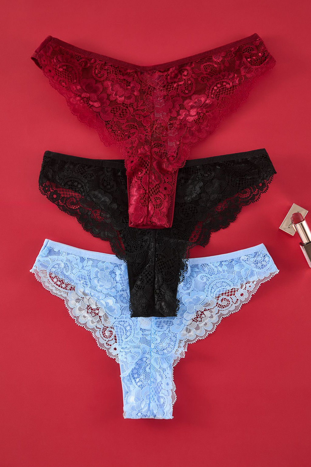 TRENDYOLMILLA Siyah-K?rm?z?-Ten 3lu Paket Pamuklu Dantel Detayl? Tanga Orme Kulot THMAW21KU0012 фото 33