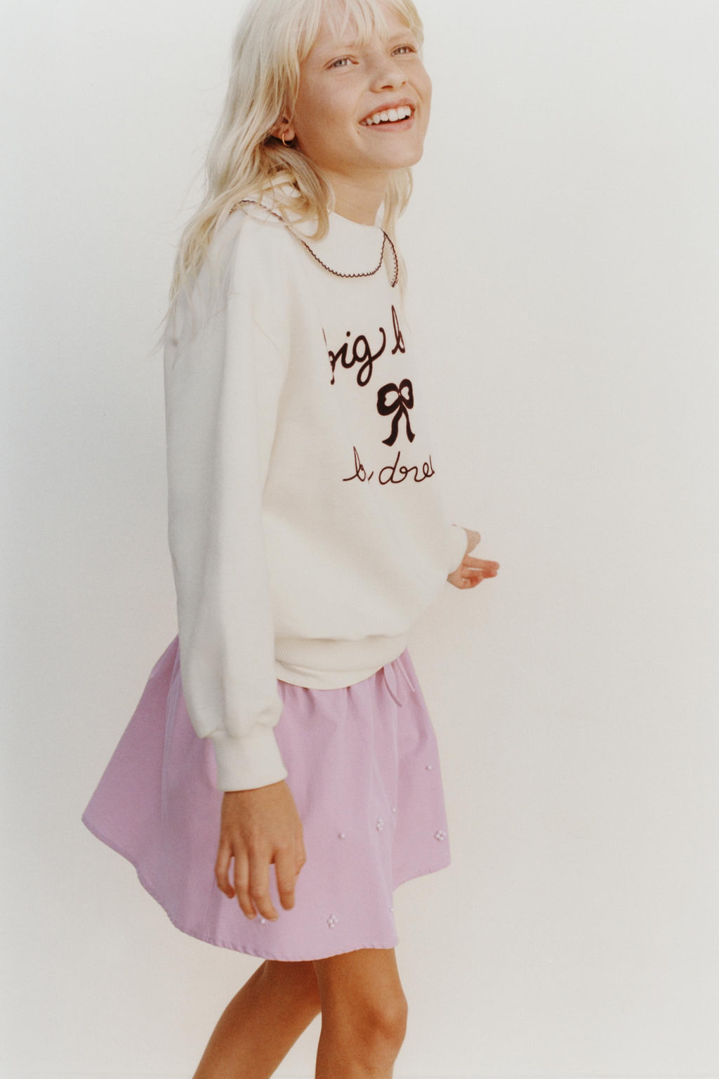 EMBROIDERED PETER PAN COLLAR SWEATSHIRT - Zara фото 5