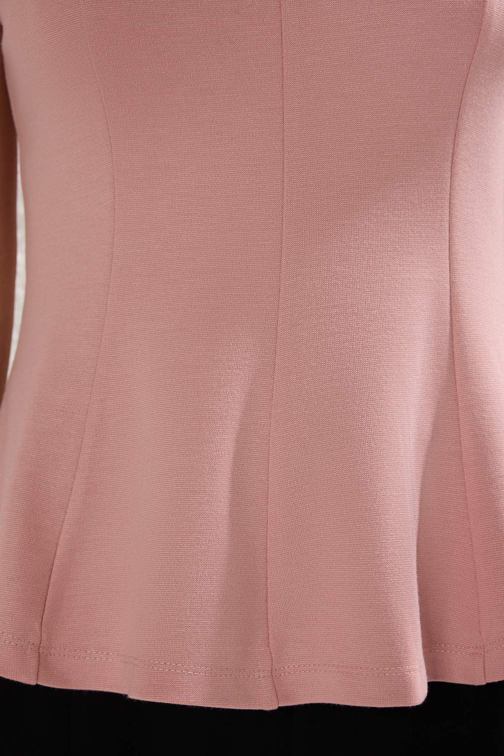 Trendyolmilla Siyah Kal?n Ask?l? Havuz Yaka Belden Oturmal? Peplum Orme Bluz TWOSS25BZ00526  фото 7