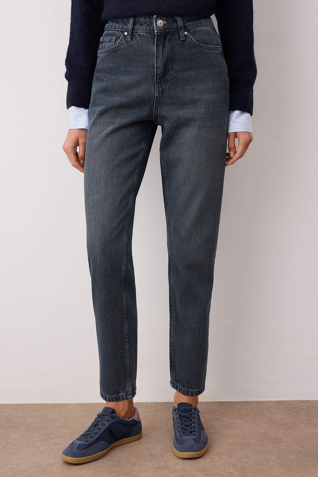 Mavi Yuksek Bel Yeni Mom Jeans TWOAW26JE00055 - Trendyolmilla фото 3