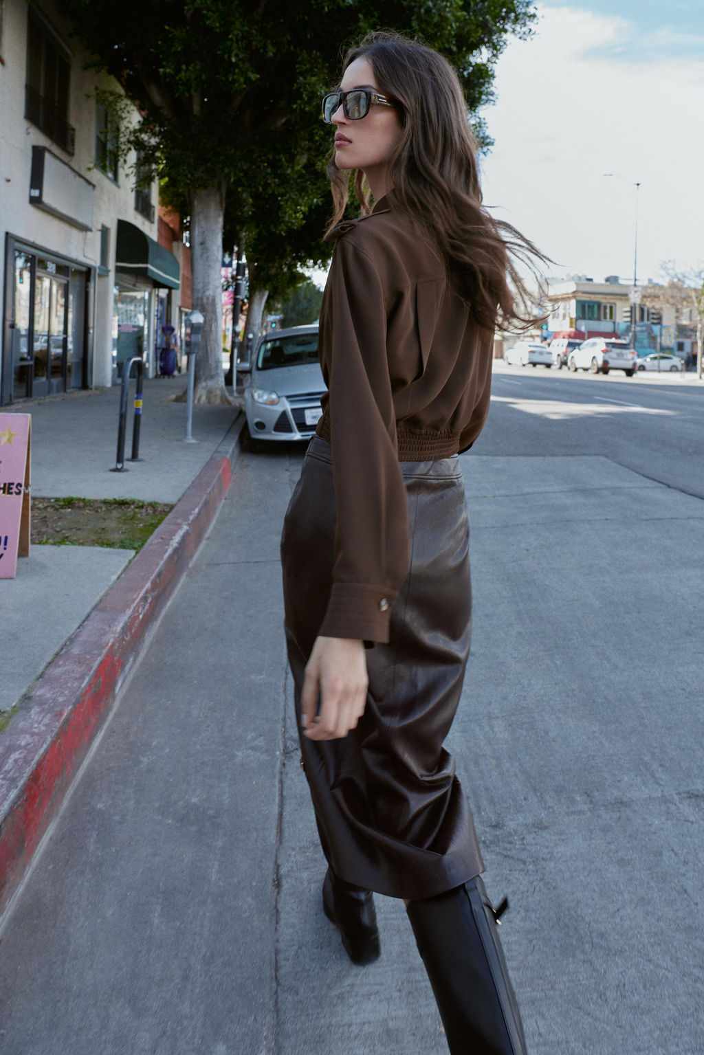 CAMISA CORTA TRABILLAS HOMBROS / Marr?n - Zara фото 4