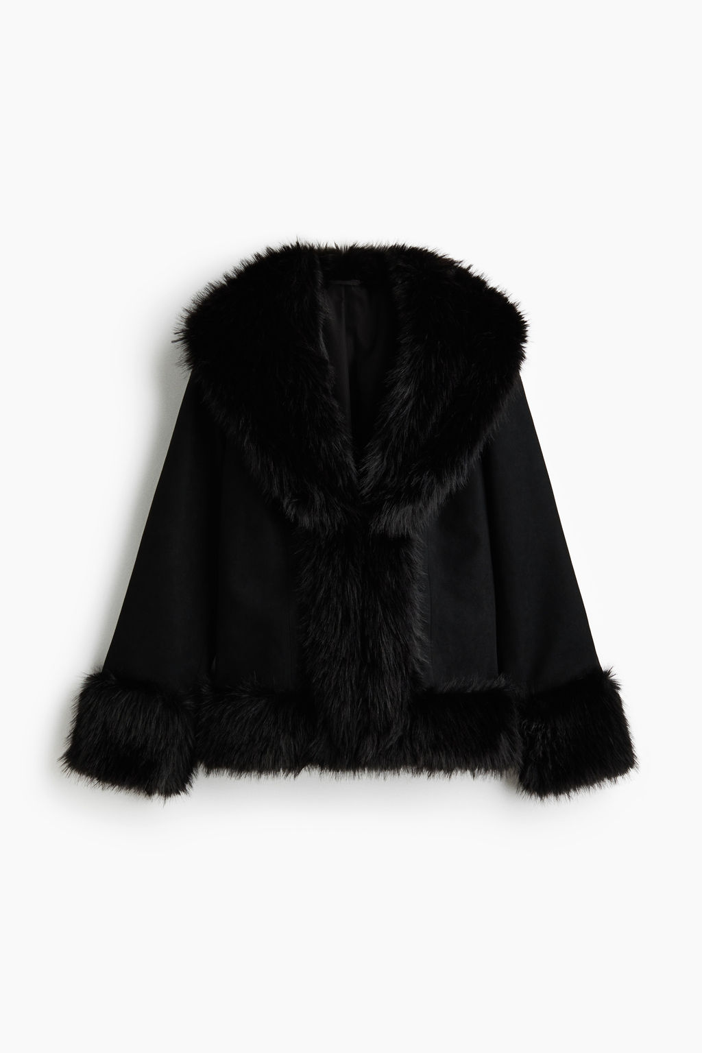 Chaqueta con ribetes efecto pelo