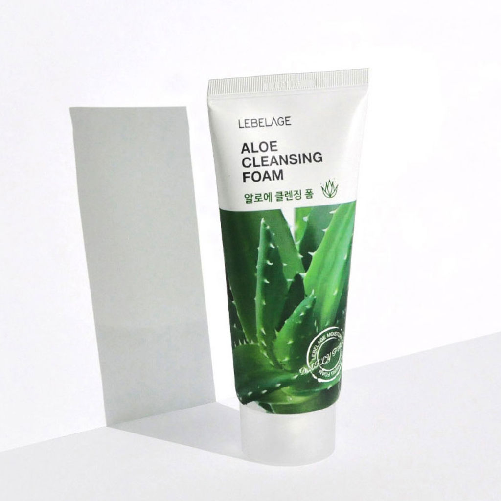 Lebelage Пенка для умывания с экстрактом алоэ вера / Aloe Cleansing Foam, 100 мл