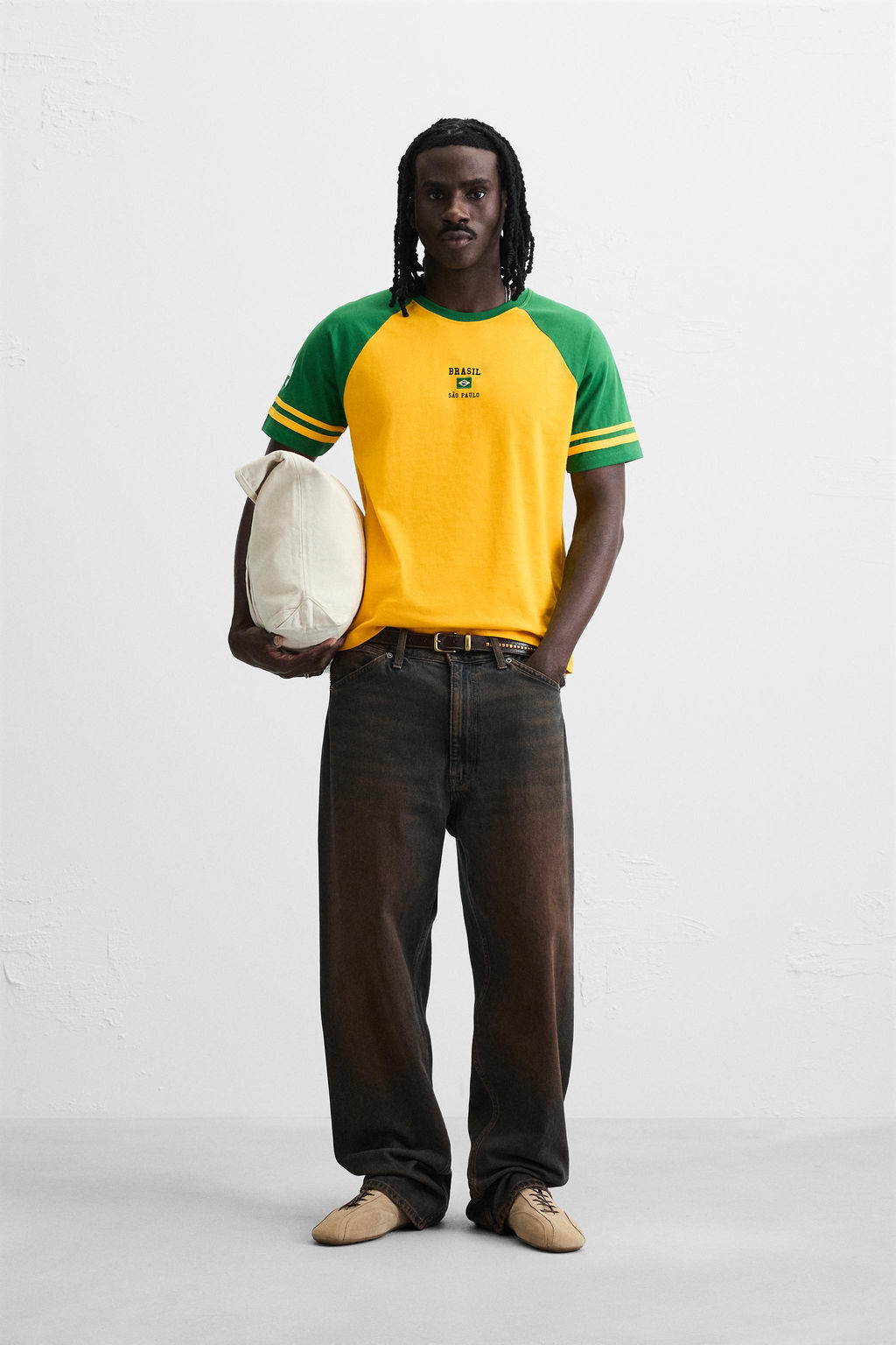 EMBROIDERED COLOUR BLOCK T-SHIRT