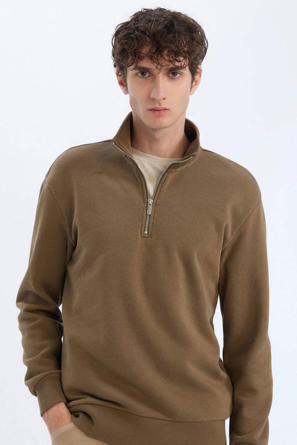 Comfort Regular Fit Rahat Kal?p Dik Yaka Fermuarl? Kal?n Basic Duz Sweatshirt - Defacto фото 14