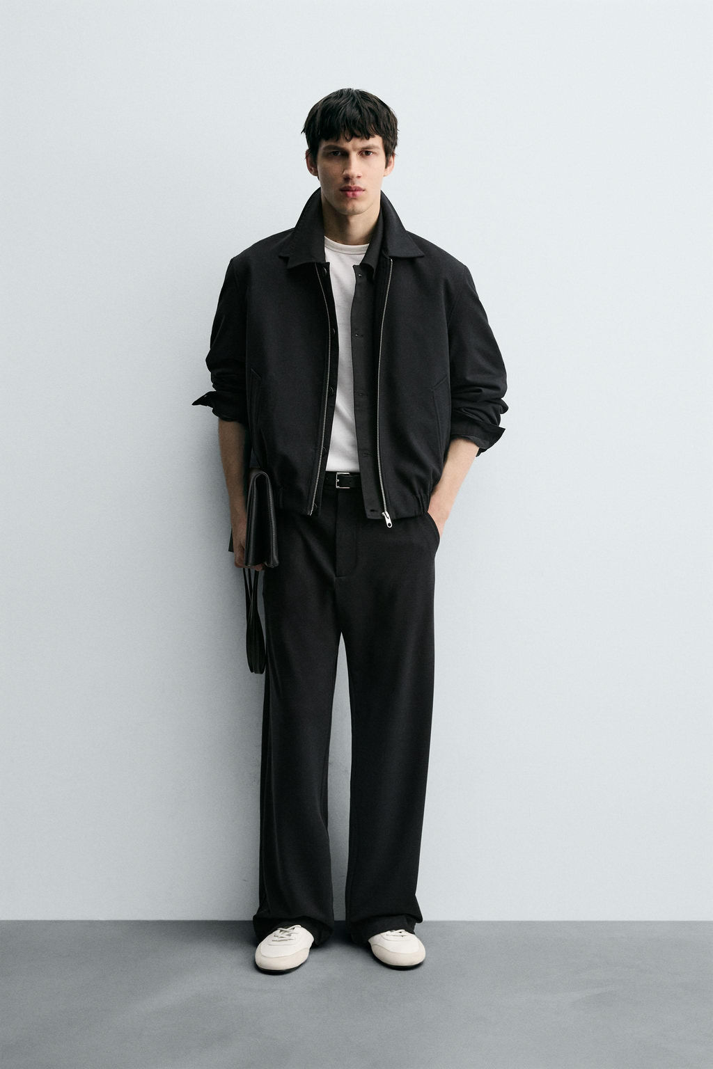 LOOSE-FITTING RELAXED FIT TROUSERS