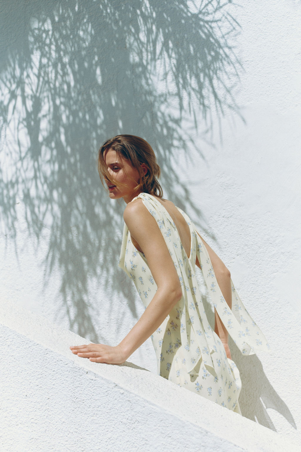 Vestido con escote drapeado y tirantes de lazo - H&m фото 5