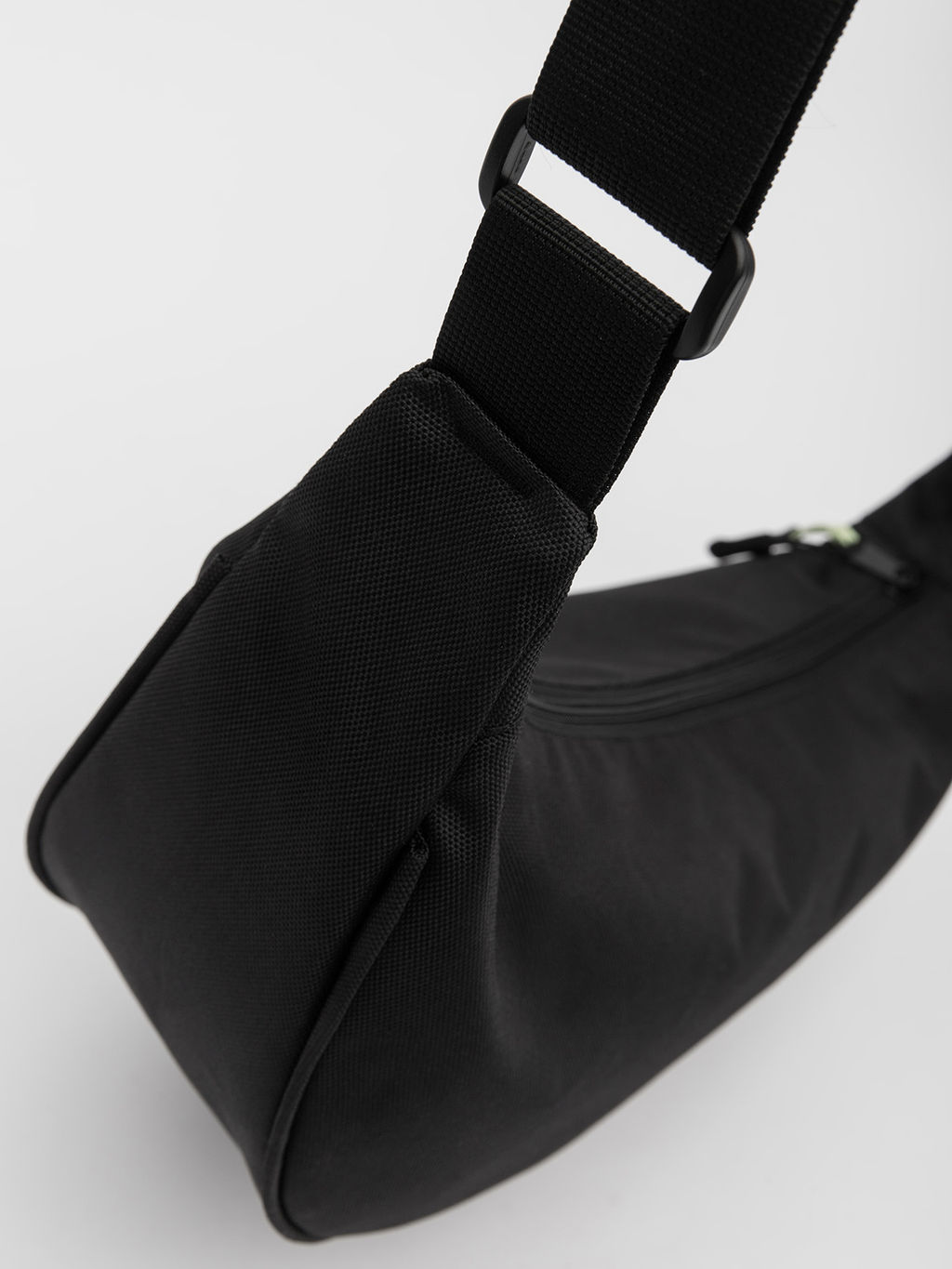 V58 001 01 Сумка