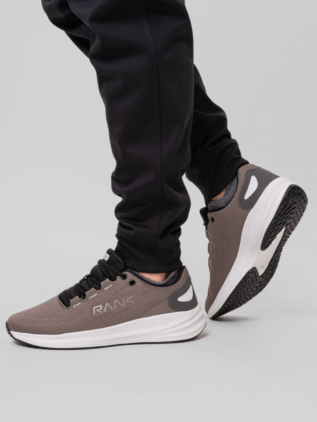 Кроссовки мужские