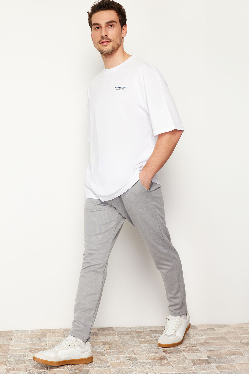 TRENDYOL MAN Gri Jogger Fit Lastikli Beli Baglamal? Dokulu Orme Rahat Pantolon TMNSS24PL00007 - Trendyolmilla фото 4