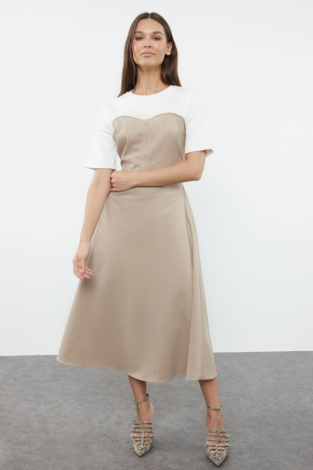TRENDYOLMILLA Siyah Duz Midi Dokuma Elbise TWOAW25EL00162