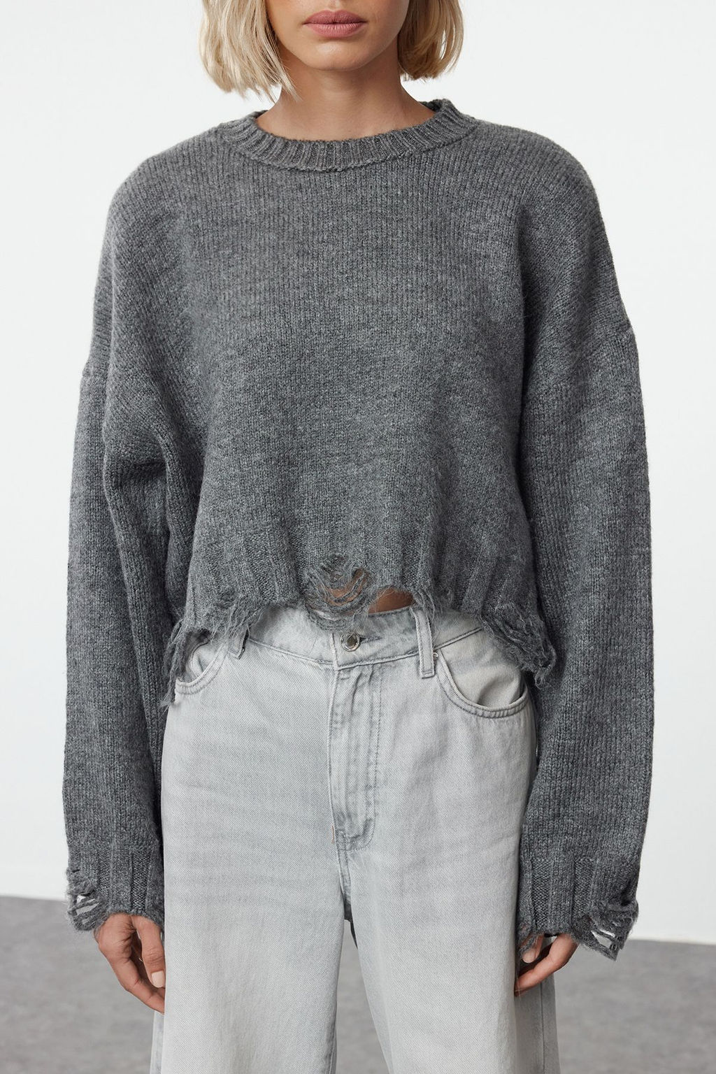 Antrasit Crop Super Genis Kal?p Yumusak Dokulu Ak?tma Detayl? Triko Kazak TWOAW24KZ00319 - Trendyolmilla фото 4