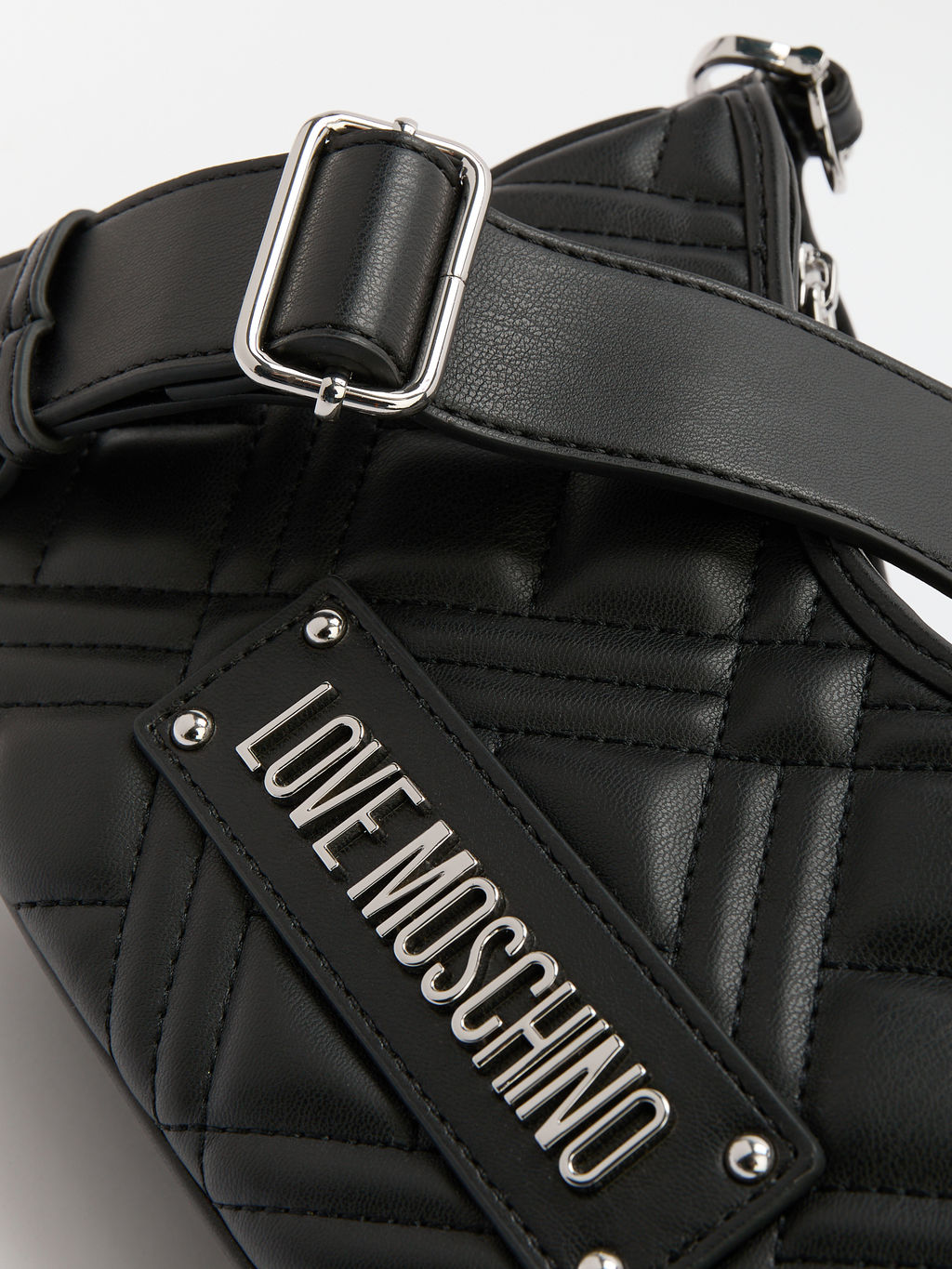 Женская сумка на плечо LOVE MOSCHINO LAMINATED QUILTED BAG Артикул 4377211, черный  фото 3