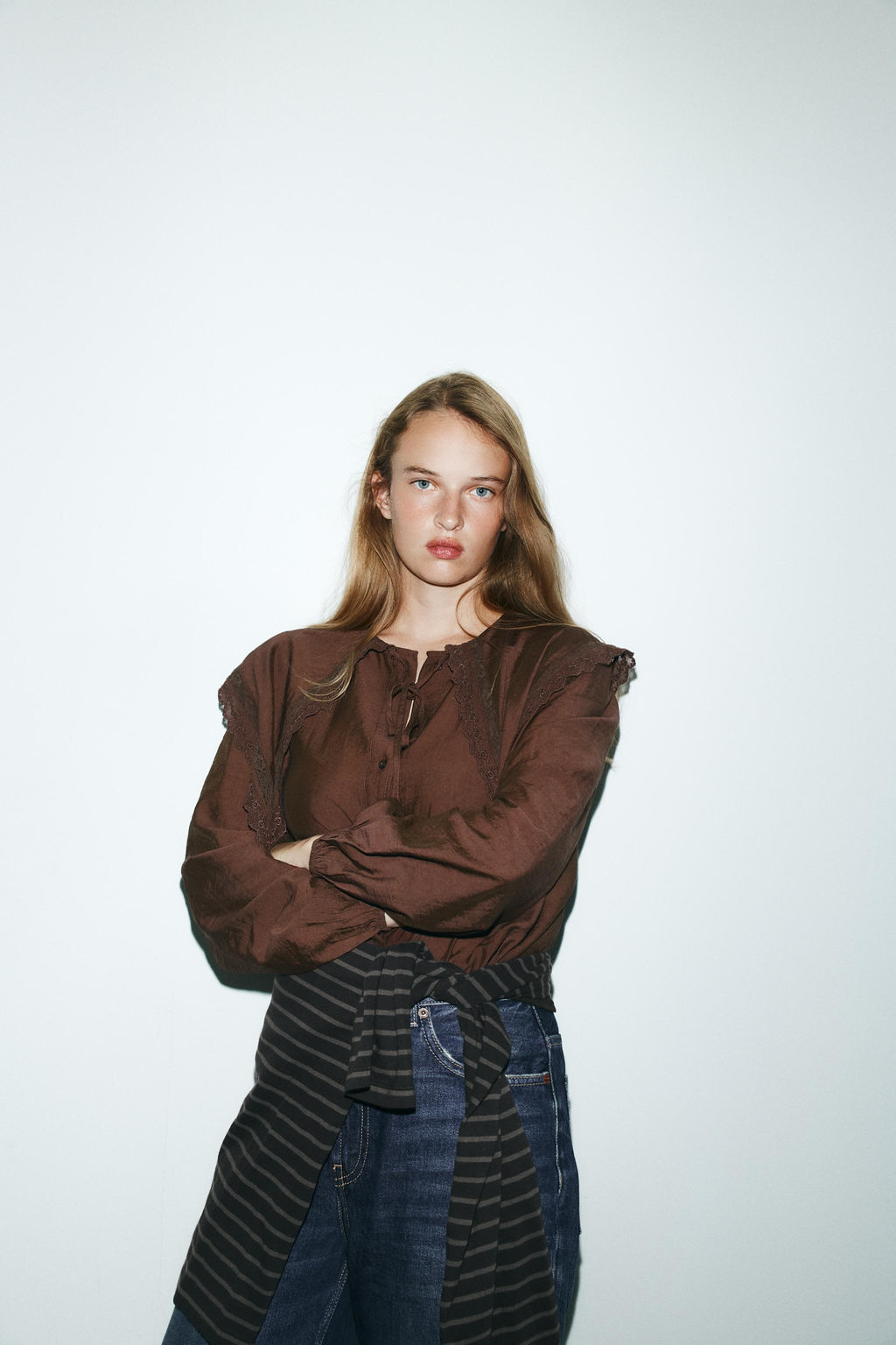 FLOWING SHIRT WITH PETER PAN COLLAR - Zara фото 3