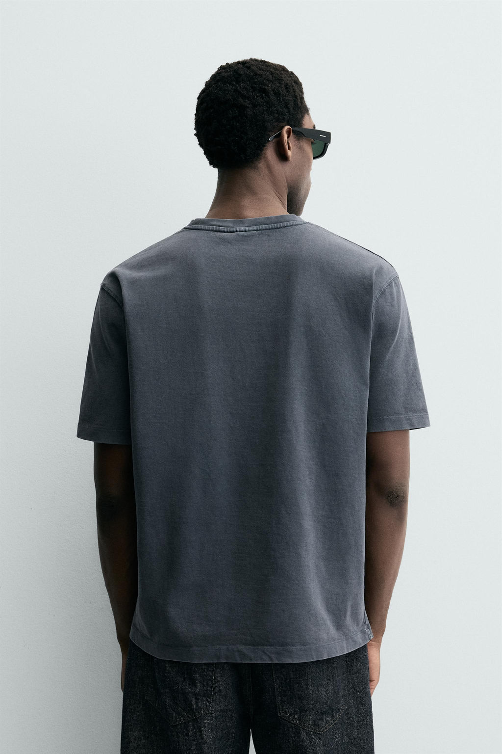 CAMISETA HEAVYWEIGHT MANGA CORTA ORIGINS / Gris antracita - Zara фото 3