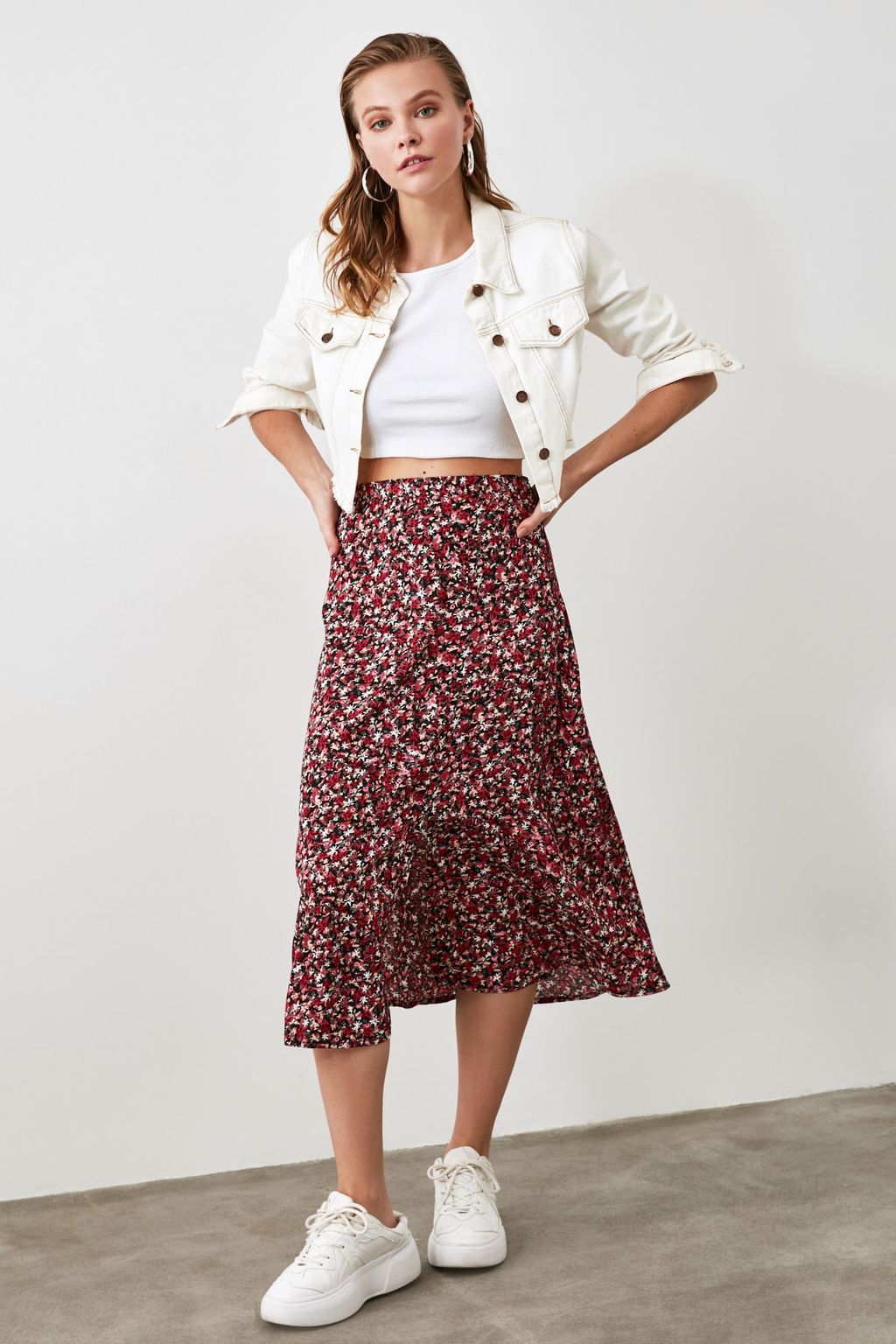 Cok Renkli Y?rtmac Detayl? Cicek Desenli Viskon Kumasl? Midi Dokuma Etek TWOSS20ET0230